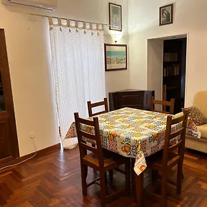 Appartamento Toty Guilla, Palermo